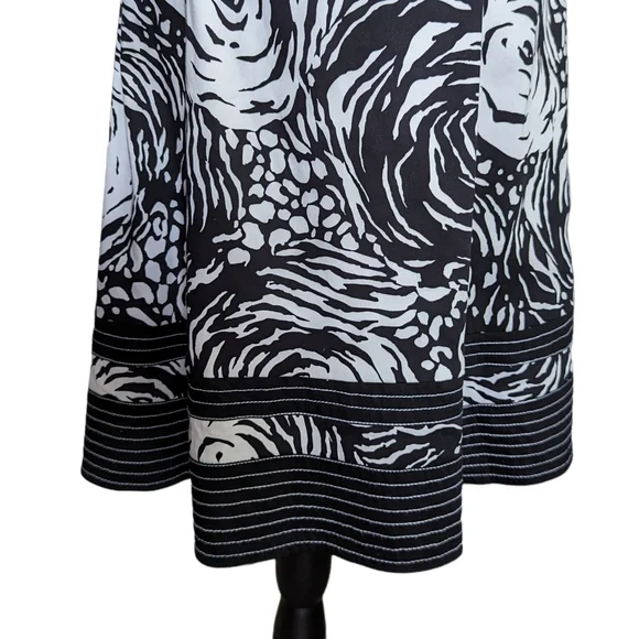 I.N. Studio Black and White Floral Dress Size 14 - Picture 6 of 9